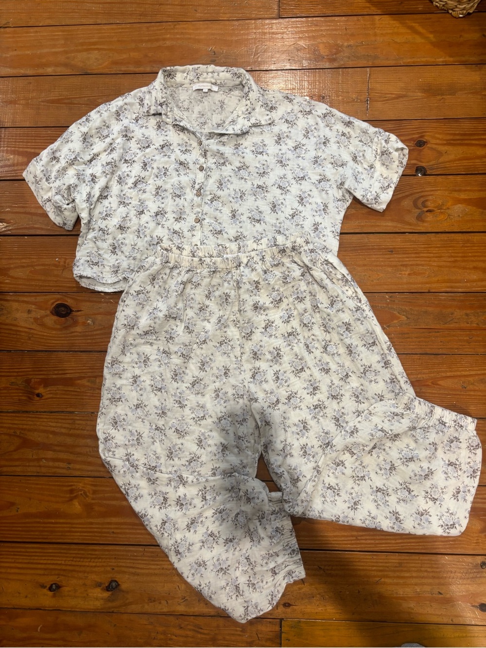 (653) SUNDAY RIOT FLORAL PAJAMA SET